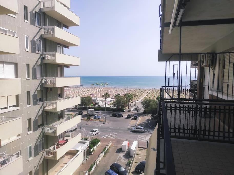 Appartamento Vista Mare Rimini Kültér fotó